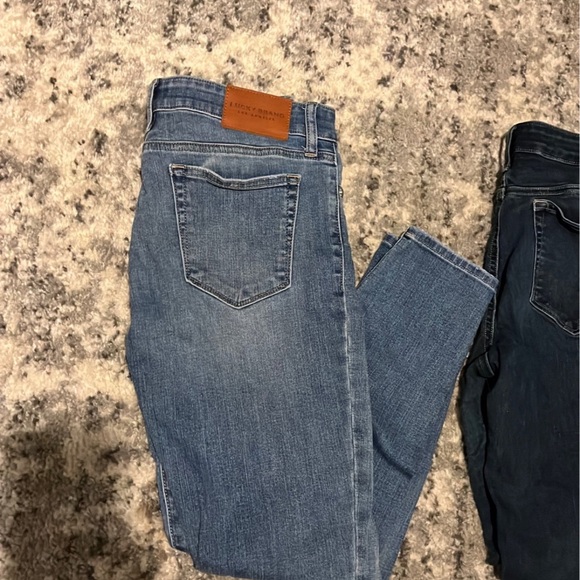 Lucky Brand Jeans - Picture 2 of 6